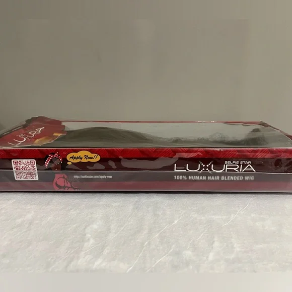 New Selfie Star Luxuria 100 %Human Hair Blended wig🍁🍁 - Picture 9 of 10